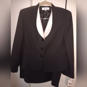 Suit Studio Black and White Blazer